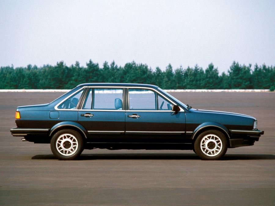  Volkswagen Santana 1981 года  (фото 4 из 5)